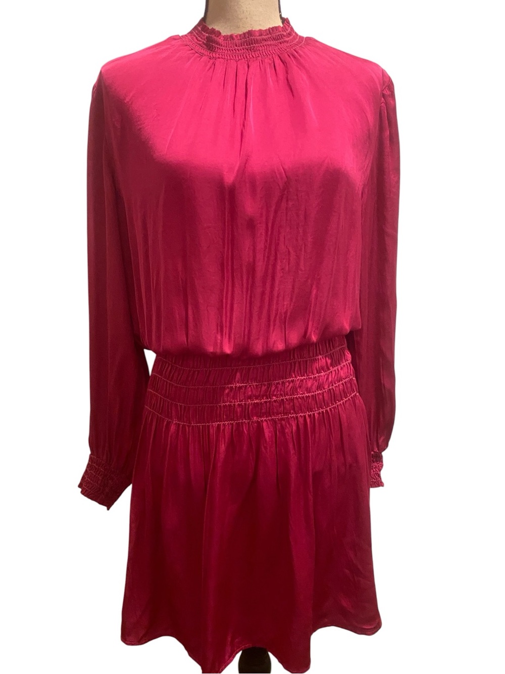 Women’s Fuchsia Pink Long Sleeve Smocked Waist Mini Dress New M/L Cloth & Stone